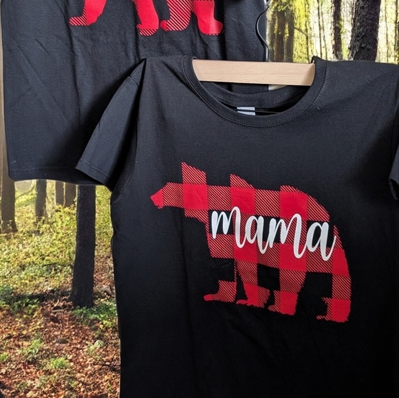 Gildan Black and Red Bear Design Short Sleeve Tees - Picture 7 of 7